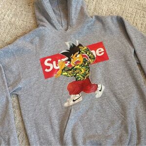 Supreme Gray Hoodie Size YOUTH Large